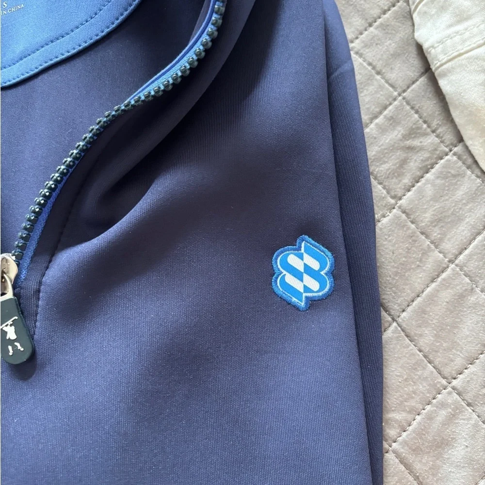 Fairview & Greene Navy Blue Quarter-Zip Pullover. NWOT size s